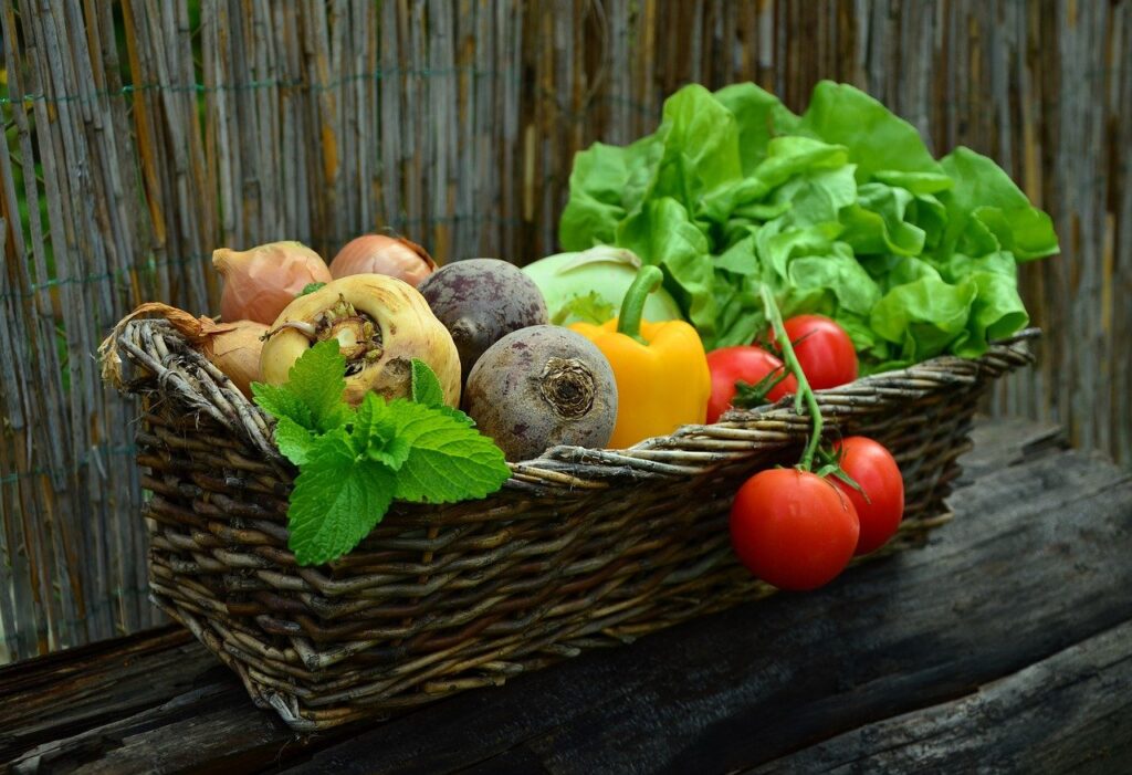 vegetables gfc9328b80 1280 | Bio-Rama 5 prirodnih načina za jačanje imuniteta za sezonu prehlade i gripe !