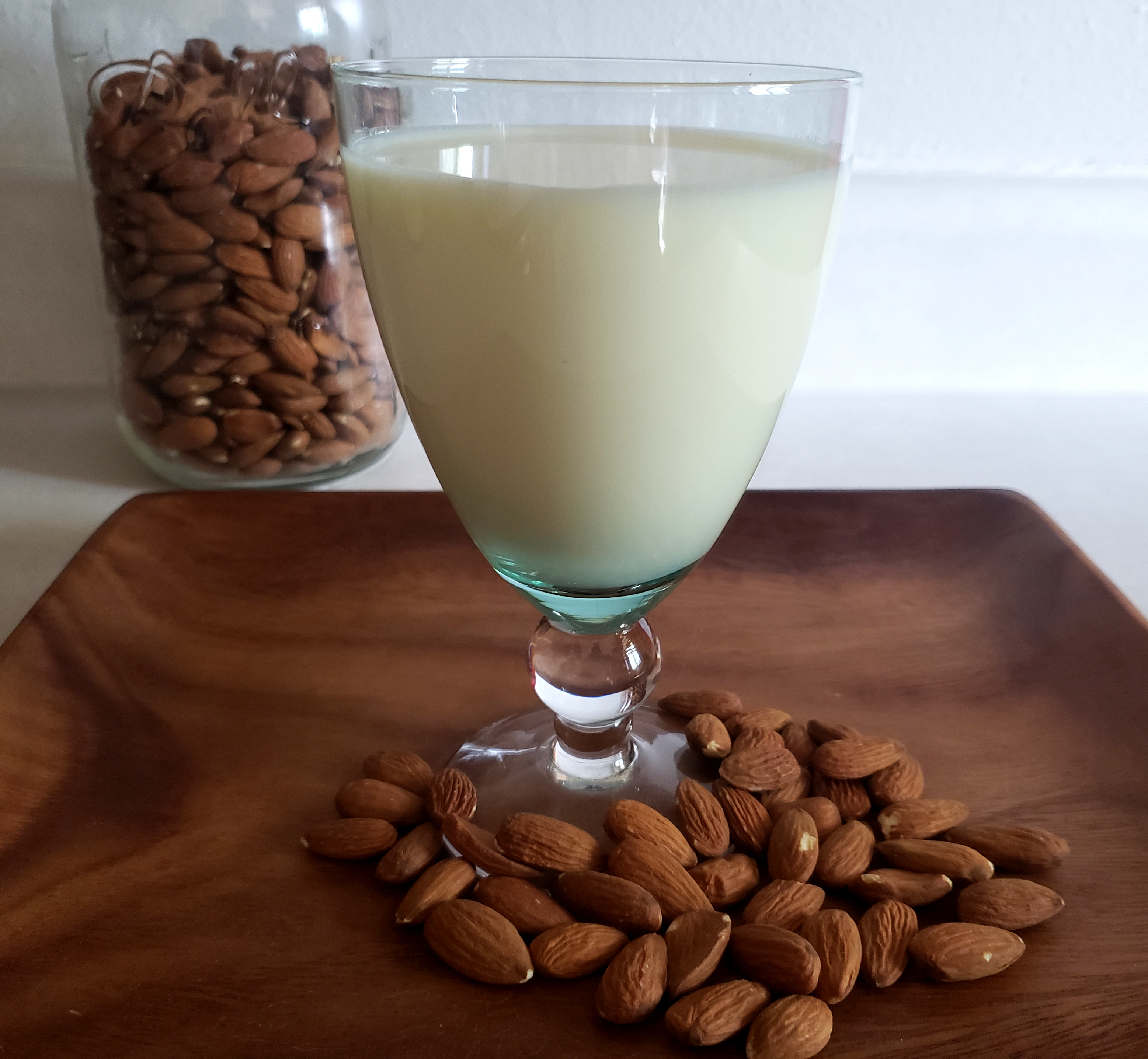 homemadealmondmilk2